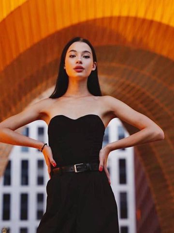 Дарья Брюнетка Массажистка