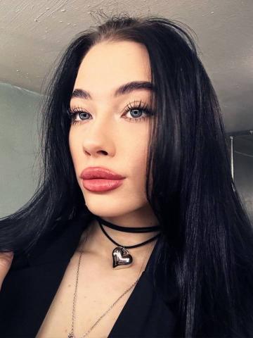 Дарья Брюнетка Массажистка фото 18