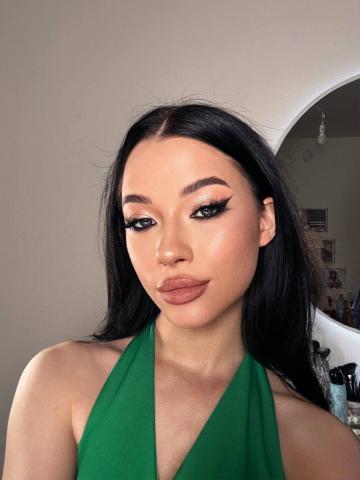 Дарья Брюнетка Массажистка фото 21