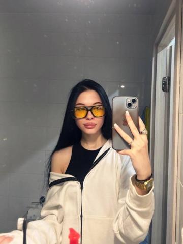 Дарья Брюнетка Массажистка фото 24