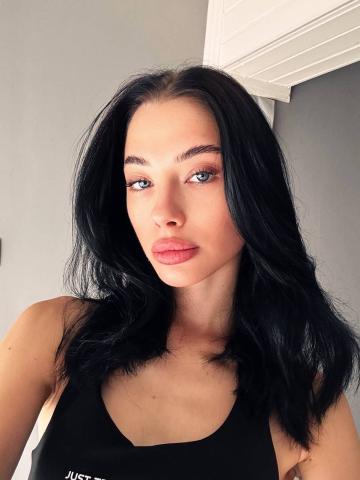 Дарья Брюнетка Массажистка фото 3